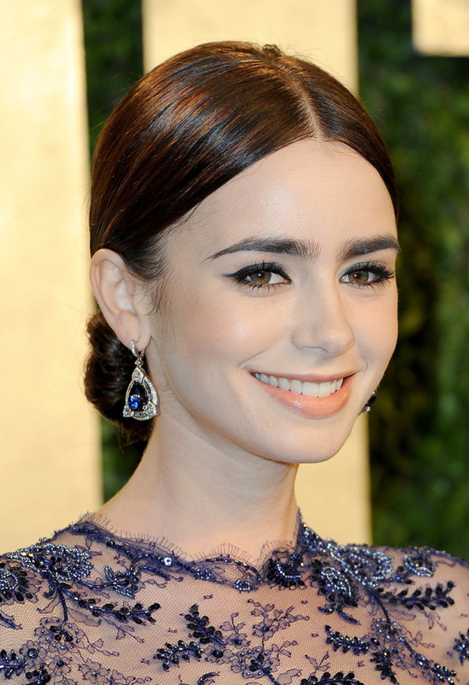 Lily Collins as Lily Jane Collins-第1章-图片11