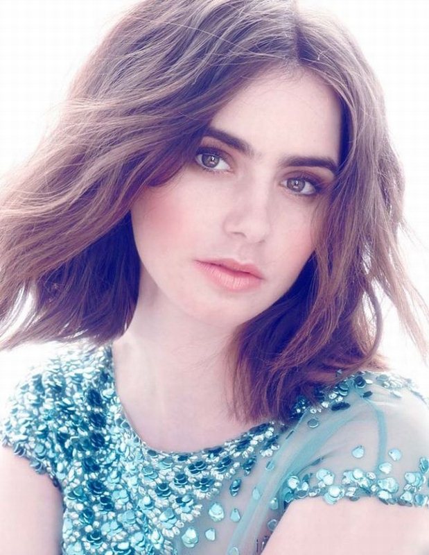 Lily Collins as Lily Jane Collins-第1章-图片14
