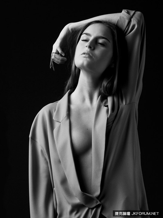 Adriaane is a British model.-第1章-图片10