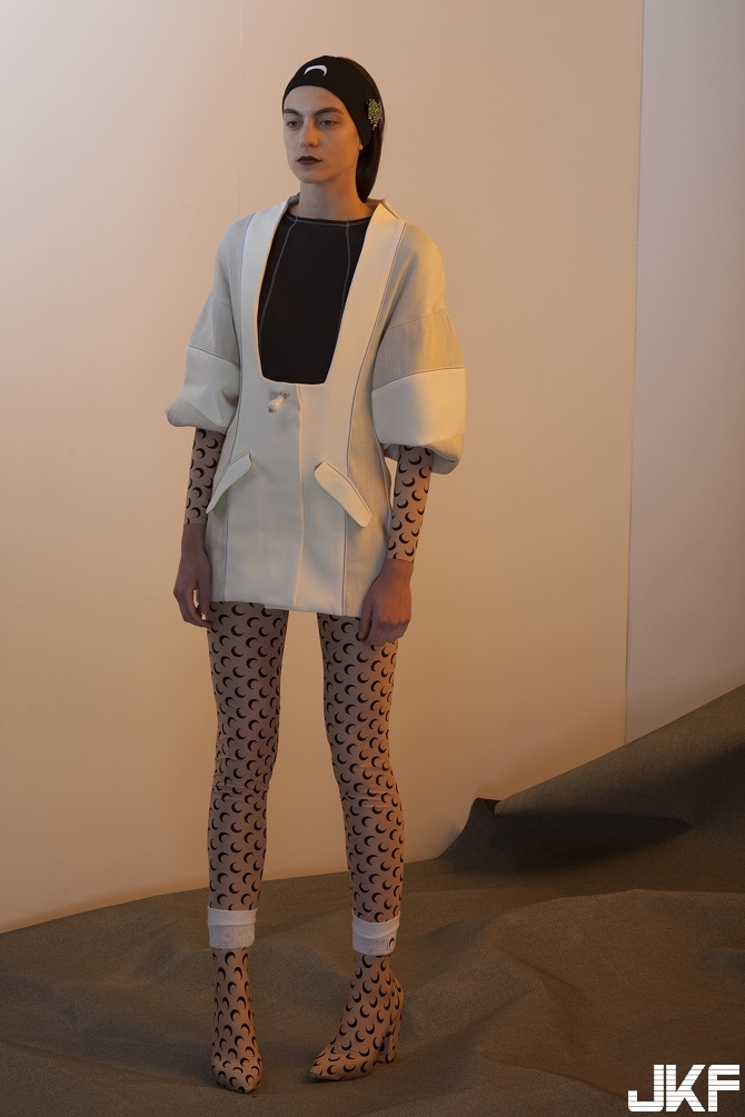 KLARA is another woman! the deep outline looks amazing!-第1章-图片9