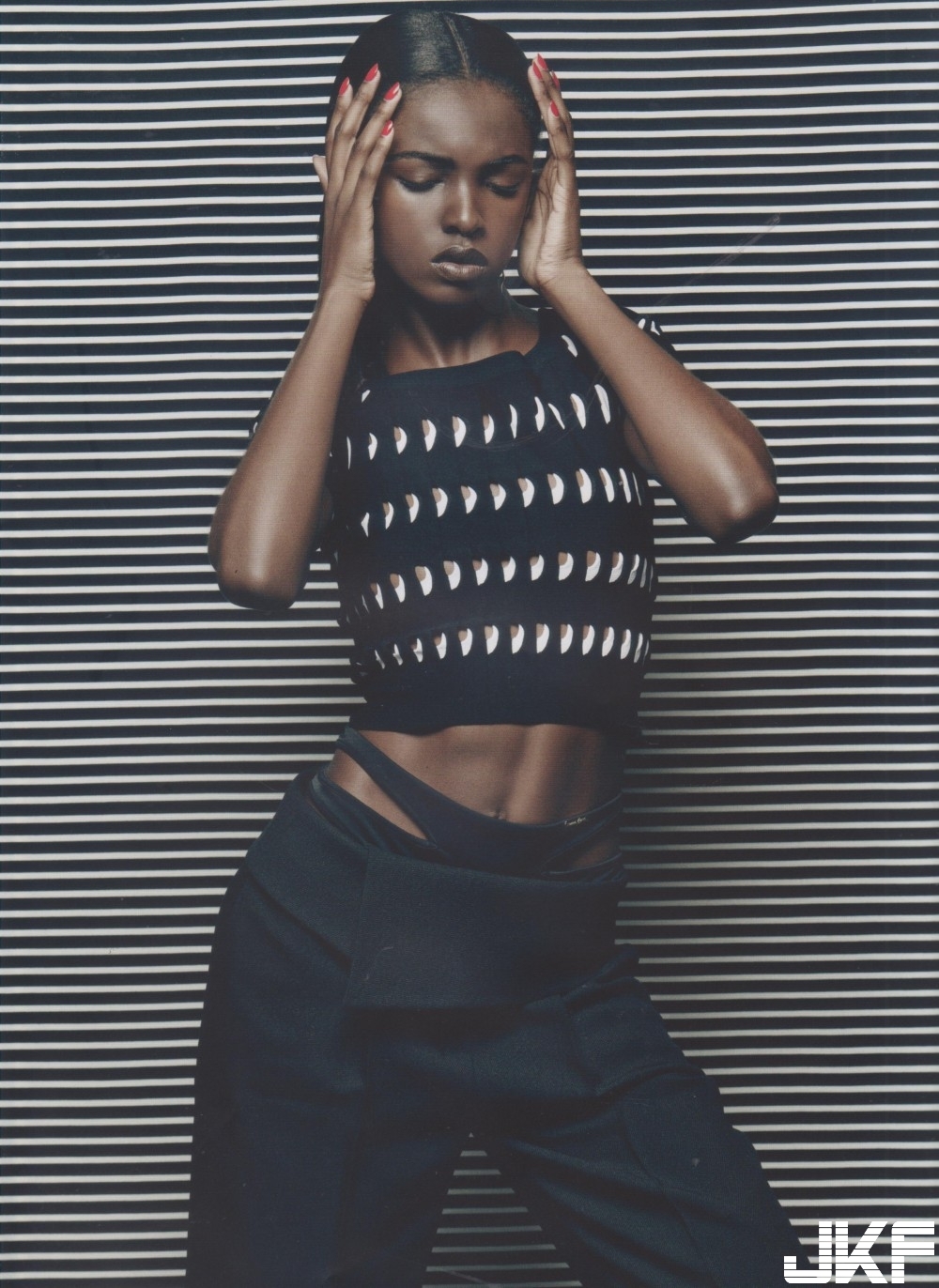 LEOMIEANDERSON Shining Black! from the deep skin self-confident beauty of Congo-第1章-图片8