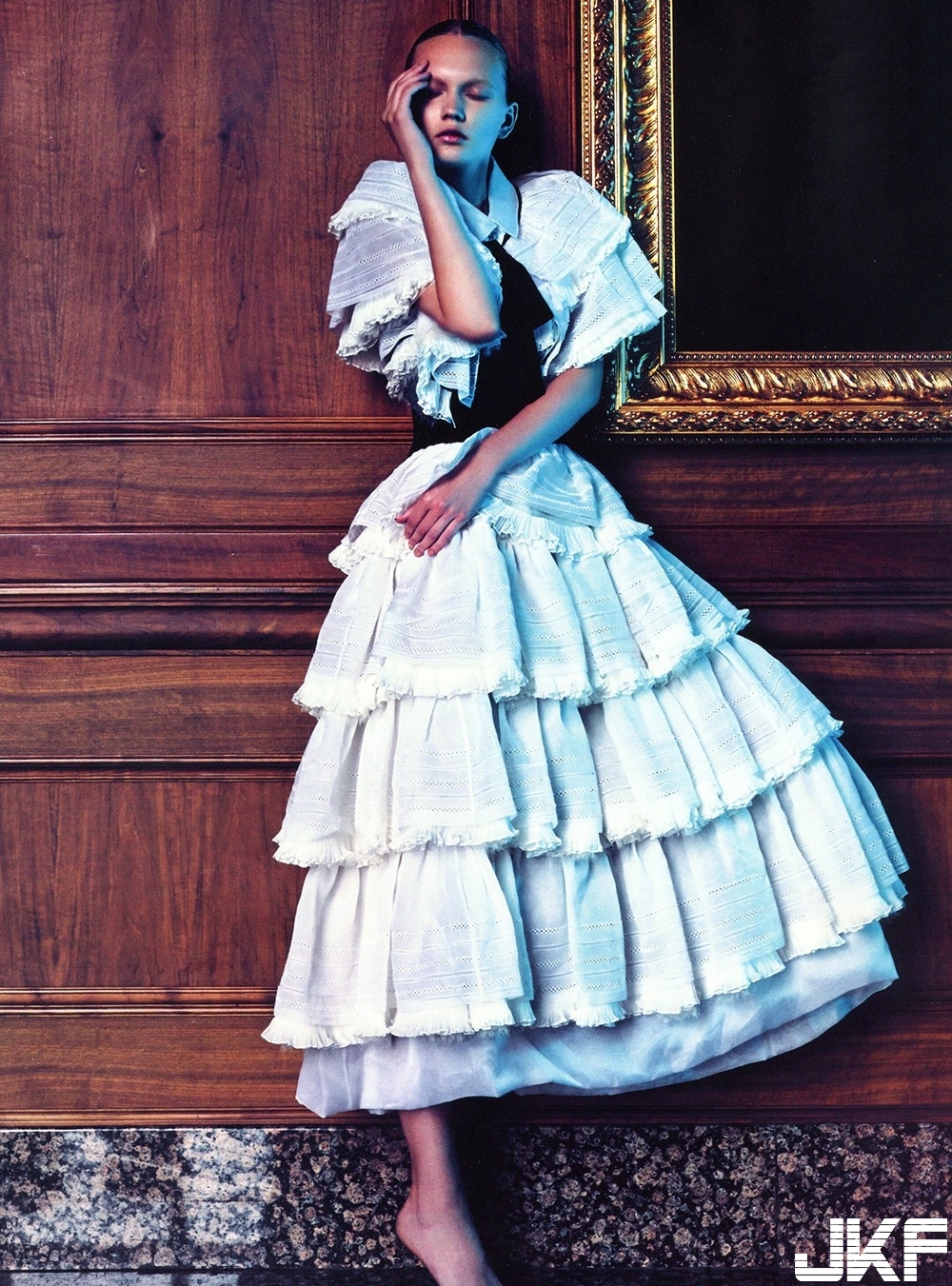 NOVAMALANOVA is a beautiful woman with a gentle eye.-第1章-图片8