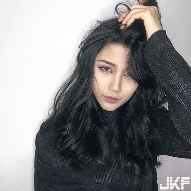 The darkness sister Ariel Aimee's super-killed gaze hides your heart.-第1章-图片5