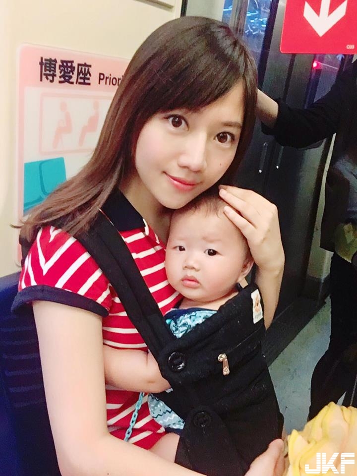 E-milk broadcaster Zhao Zhao electric eye big milk too cute!-第1章-图片4