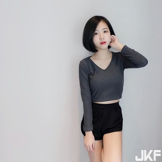 正妹 Janice 俏麗短髮清新正妹 你在看過來我就要抱緊處理了 !!-第1章-图片20