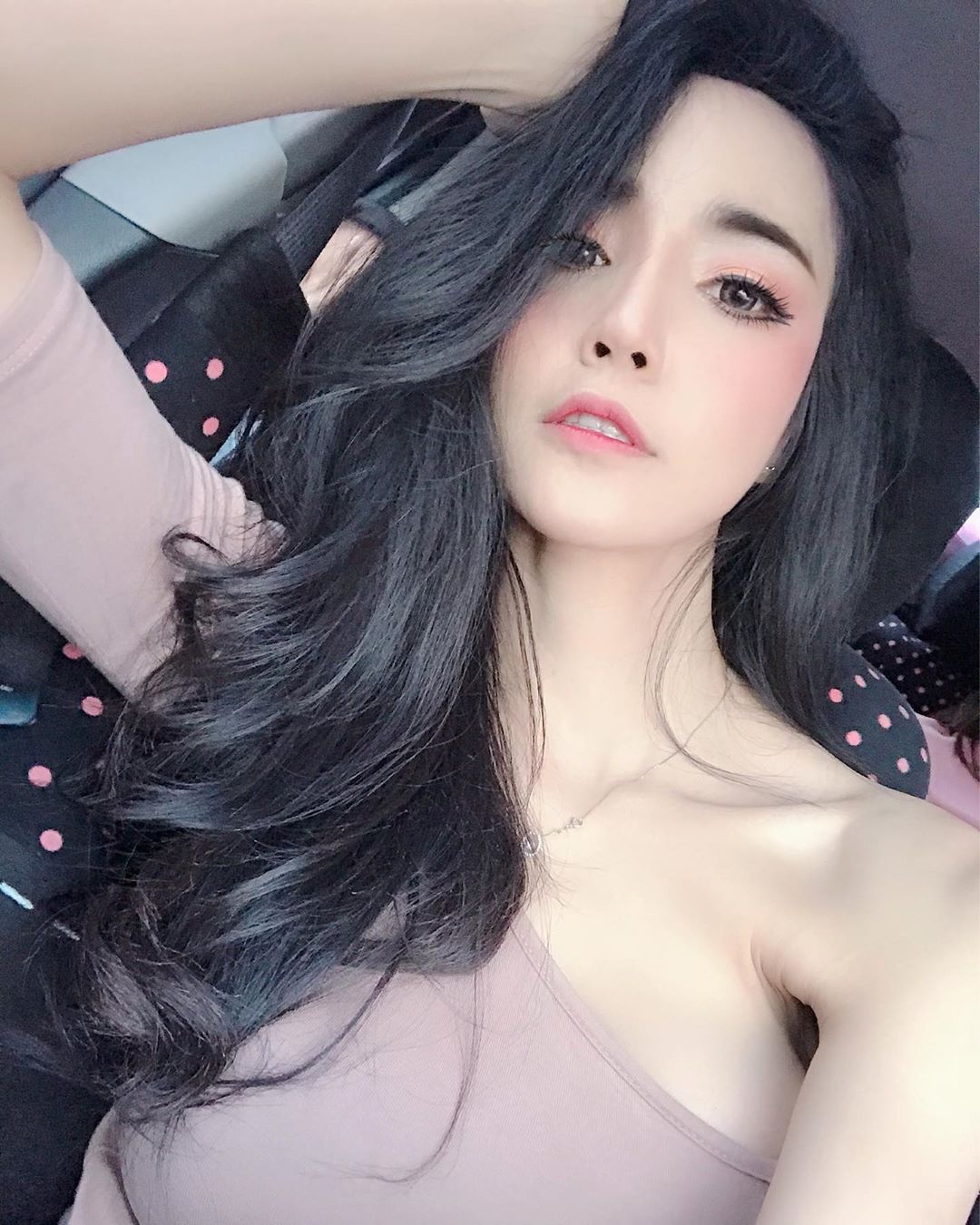 真空奶妹豪爽露出「奶香側乳」 畫面無法難忘-第1章-图片7