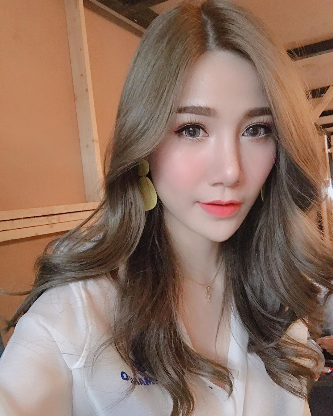 金髮泰妹清晰臉孔 空靈五官絕美身材看傻-第1章-图片5