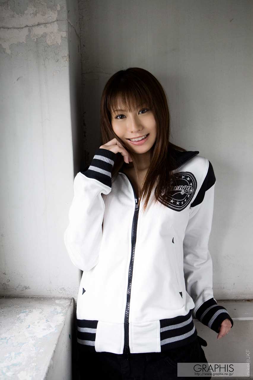 巨乳萌妹紗奈さな 超美胸型看了真受不了-第1章-图片8