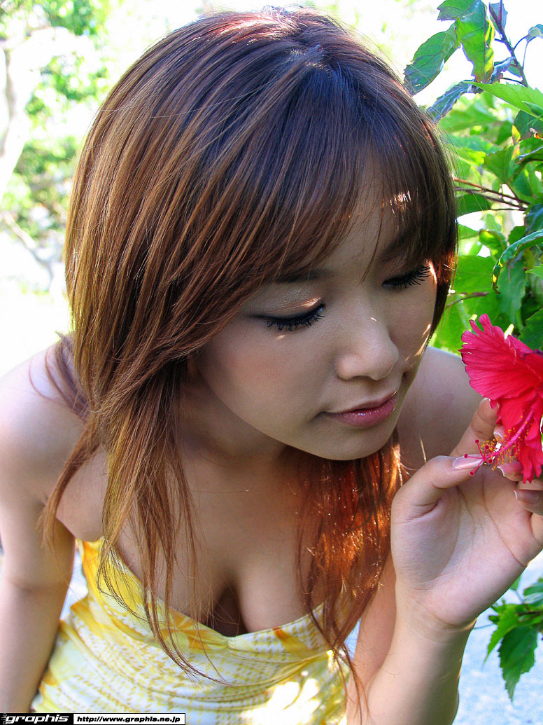 挺起飽滿大福 勾人微笑引起所有人注意 愛田由-第1章-图片4