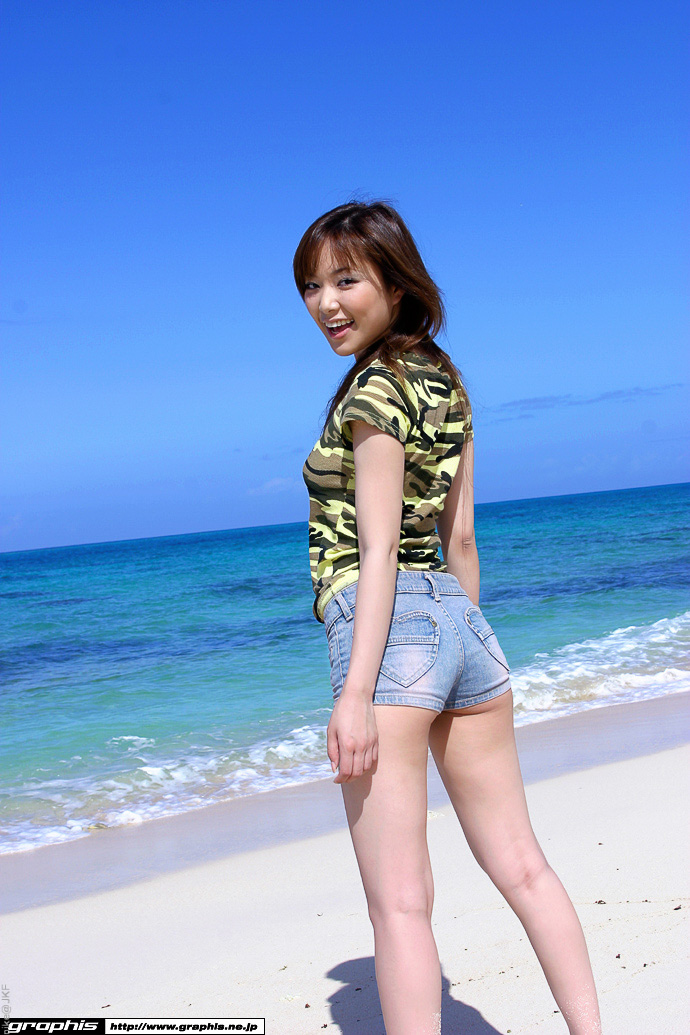 挺起飽滿大福 勾人微笑引起所有人注意 愛田由-第1章-图片13