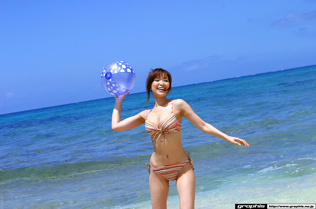 挺起飽滿大福 勾人微笑引起所有人注意 愛田由-第1章-图片14