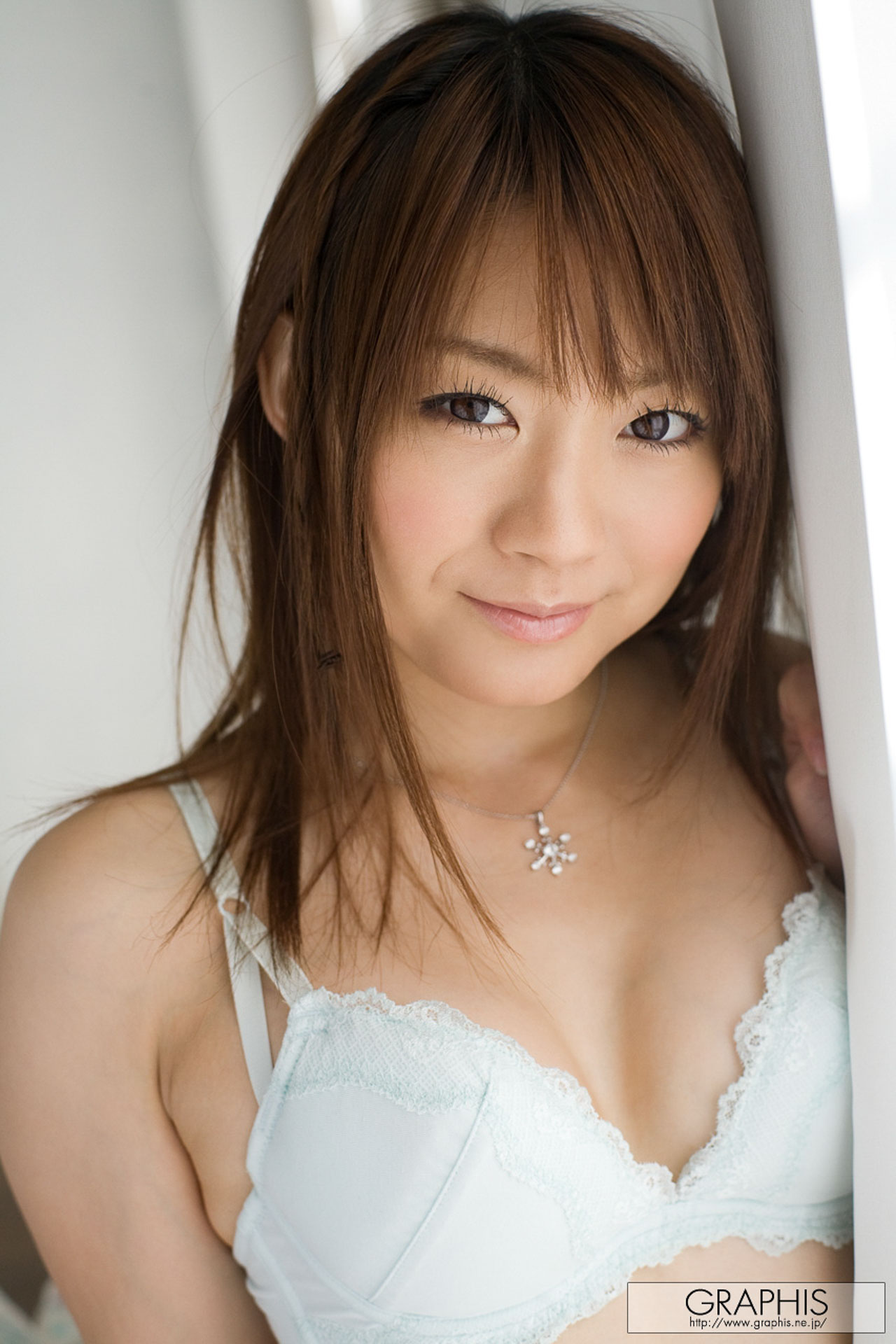 火辣酥胸看個夠讓人欲罷不能 秋元まゆ花-第1章-图片17