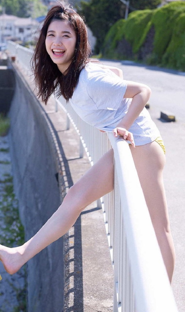 小倉優香 「白嫩大饅頭+招牌笑容」網驚呼:好大好想吃-第1章-图片21