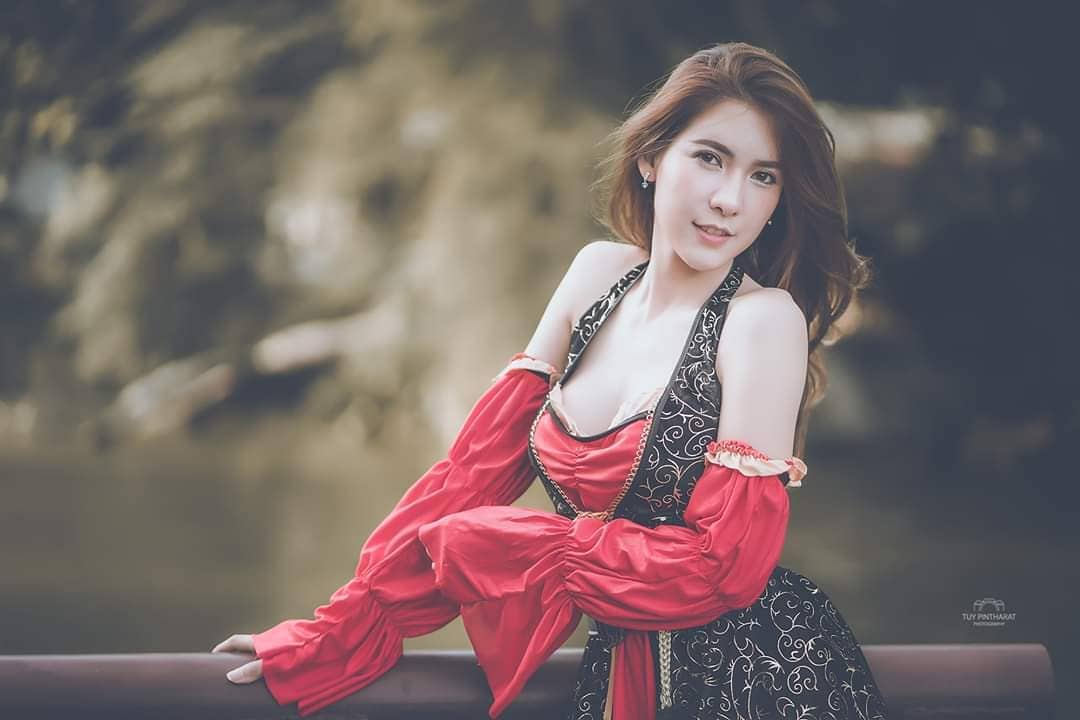 清爽泰國御姊 情慾妖豔姿勢迷倒所有人-第1章-图片6