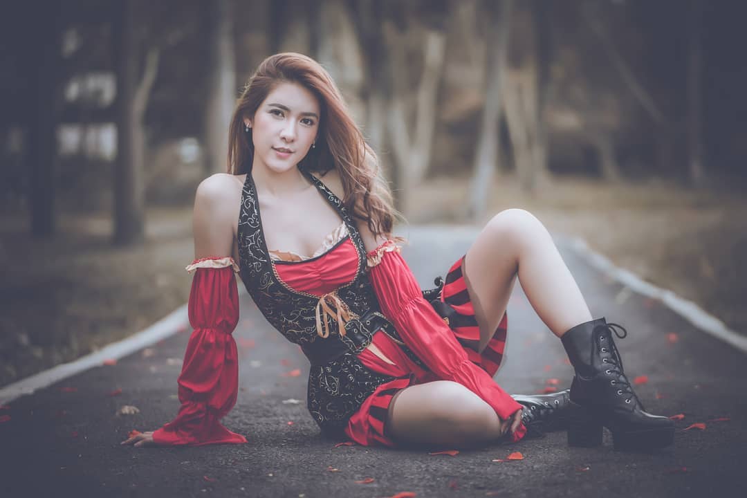 清爽泰國御姊 情慾妖豔姿勢迷倒所有人-第1章-图片7