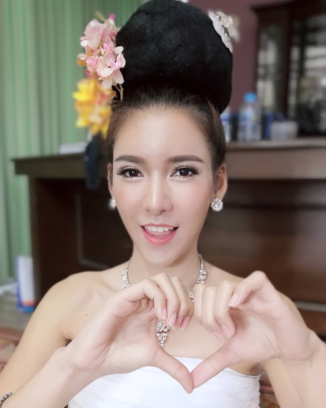 清爽泰國御姊 情慾妖豔姿勢迷倒所有人-第1章-图片17