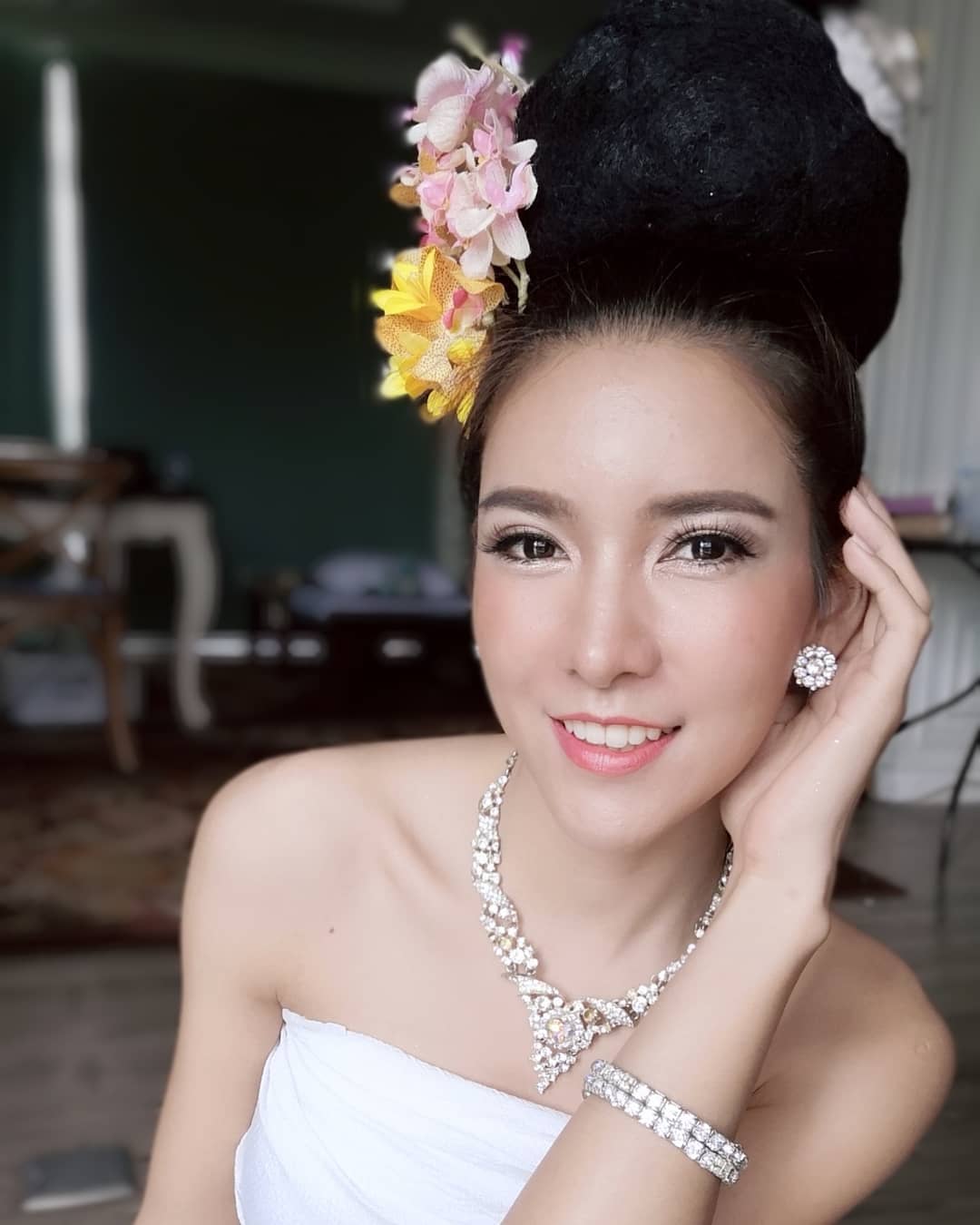 清爽泰國御姊 情慾妖豔姿勢迷倒所有人-第1章-图片16