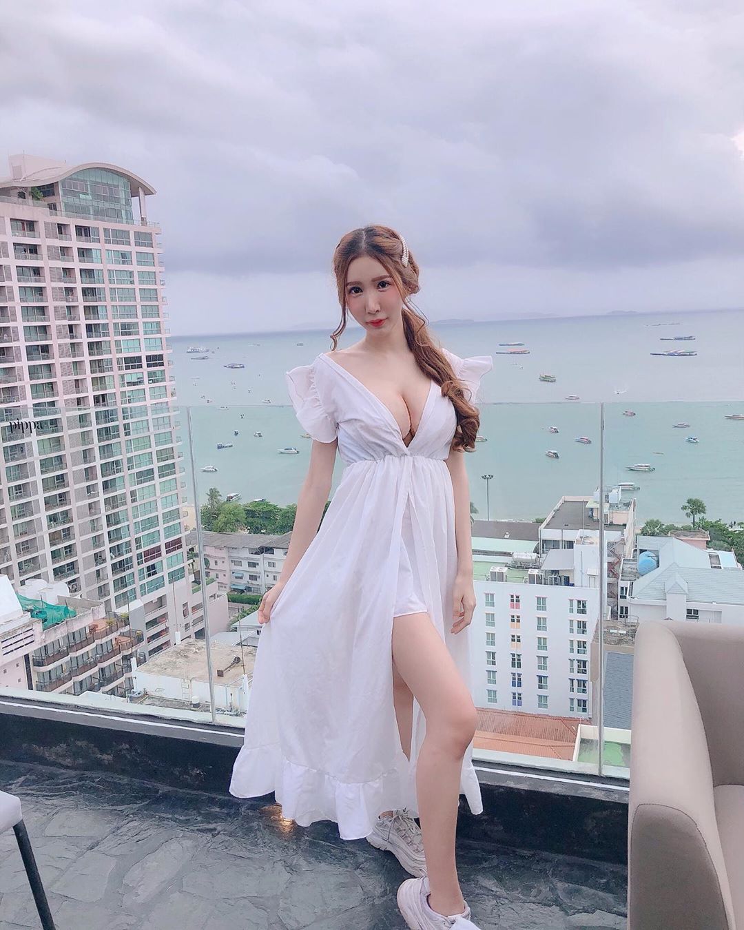 雪白美膚好吸睛 水滴胸型性感尺度破表-第1章-图片16