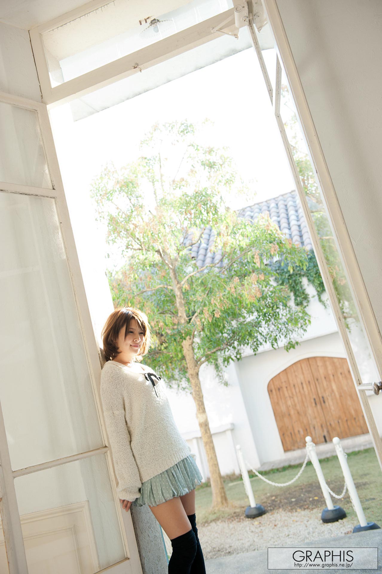 二宮ナナ 優質短髮妹翹起美尻不害臊-第1章-图片1