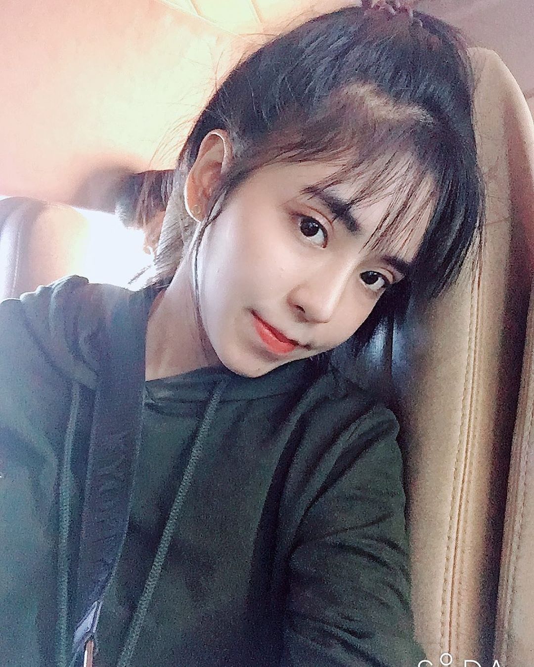 極品美乳霸氣開露 水汪電眼直視無法保持理性-第1章-图片11