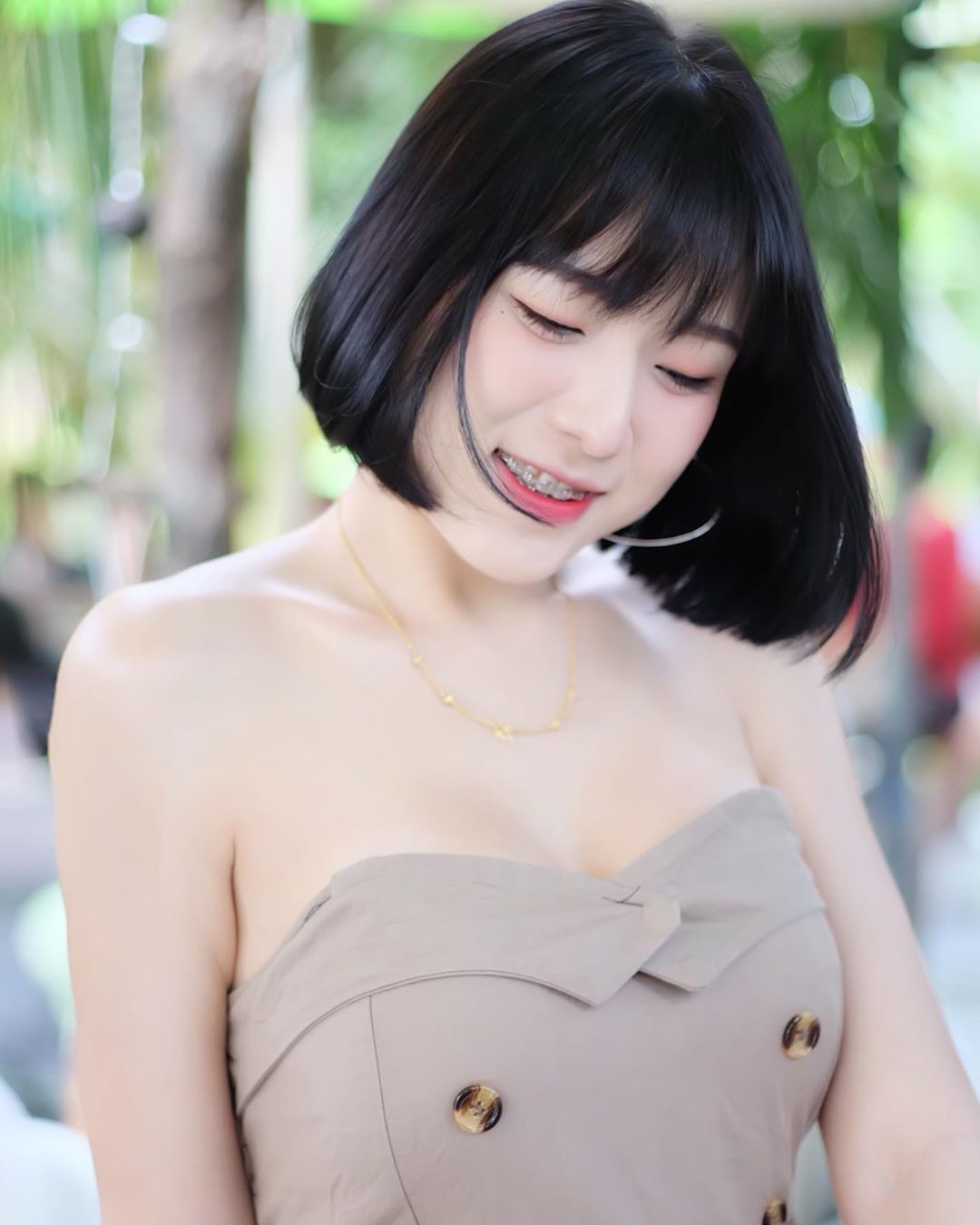 泰國短髮萌妹 解放飽滿巨胸不私藏真勾魂-第1章-图片10