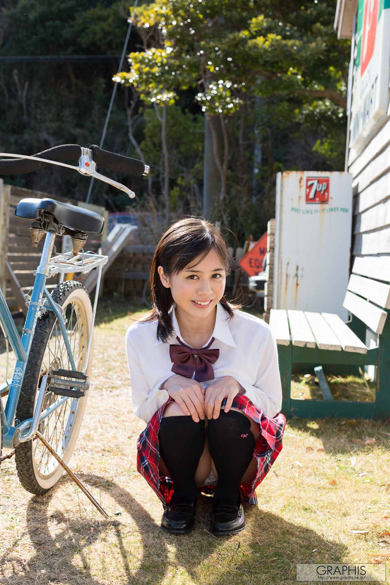 吉川あいみ 渾圓大胸呼之欲出 回眸眼神好撩人-第1章-图片12