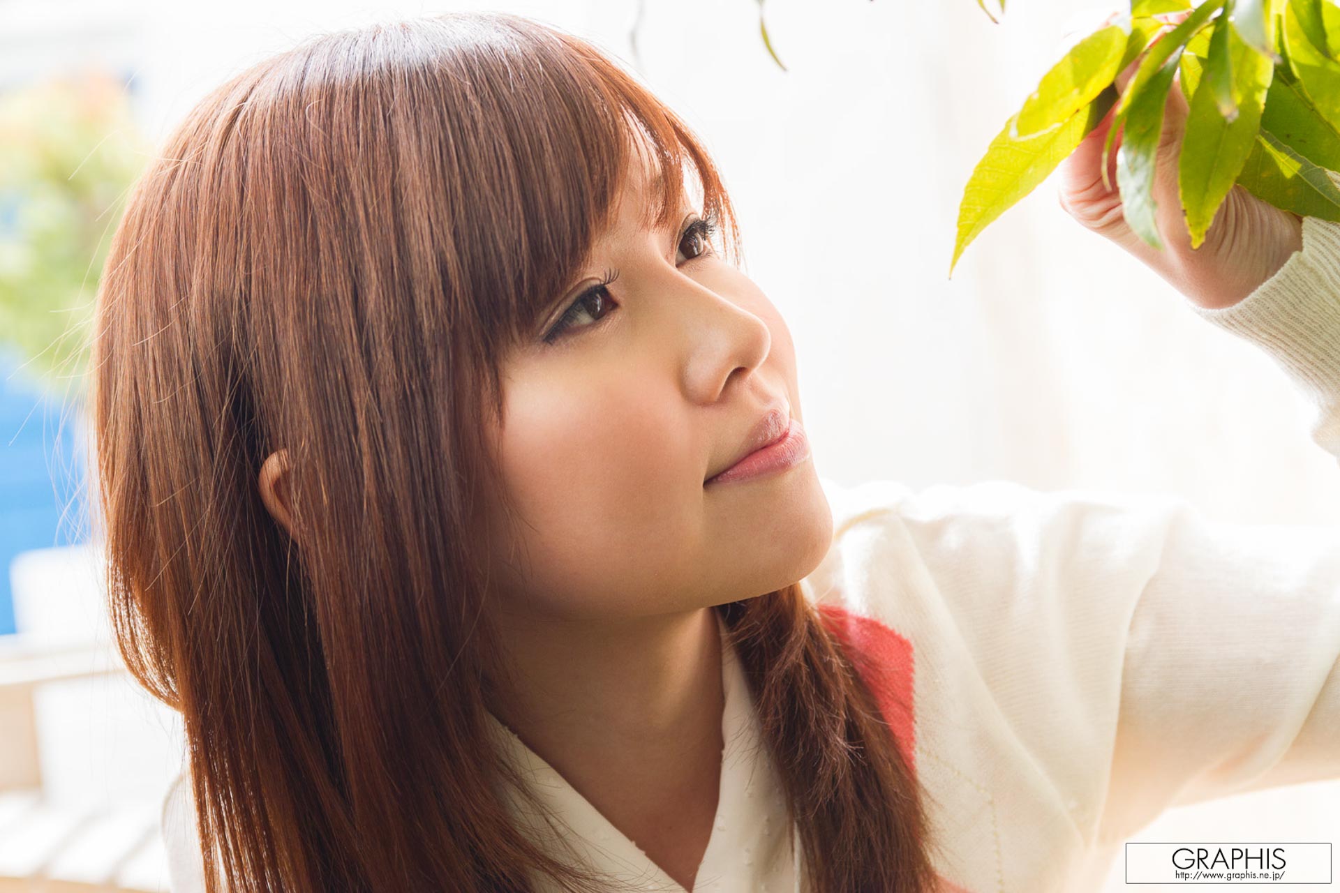 美豔女優星川英智 窈窕曲線美肌放送-第1章-图片17