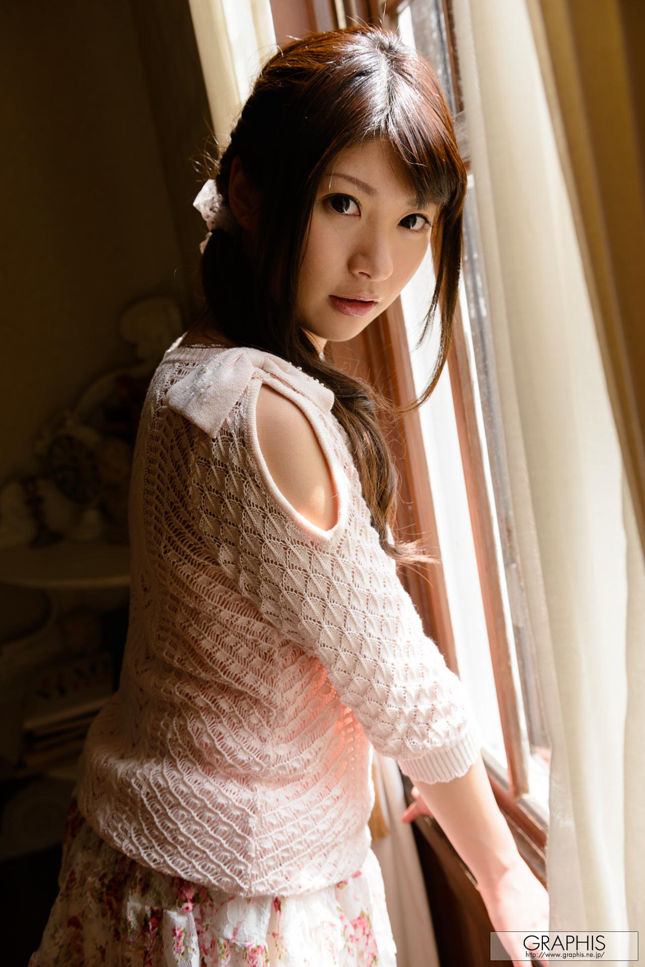 挑逗誘惑你的心 暗藏深溝魅力釋放 緒川りお-第1章-图片4