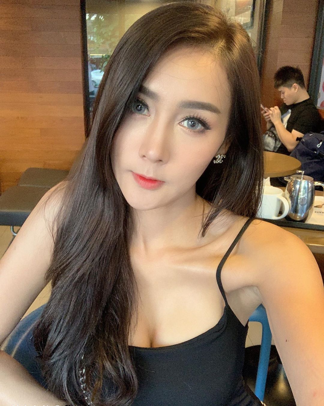 空靈眼神無意識誘惑 豐滿胸型無法淡定-第1章-图片18