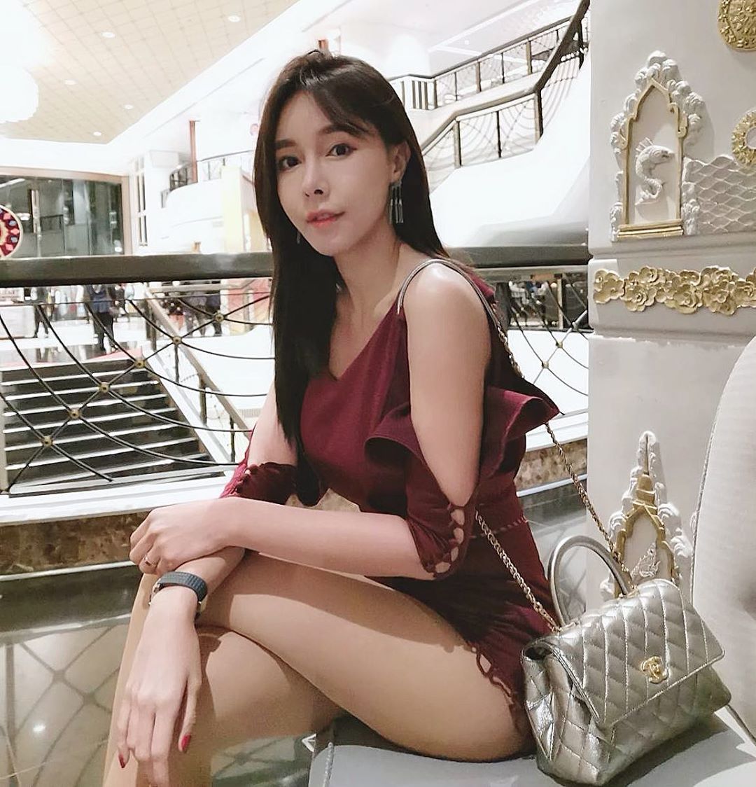 飄出仙氣大姊姊 波濤胸湧最神美-第1章-图片9