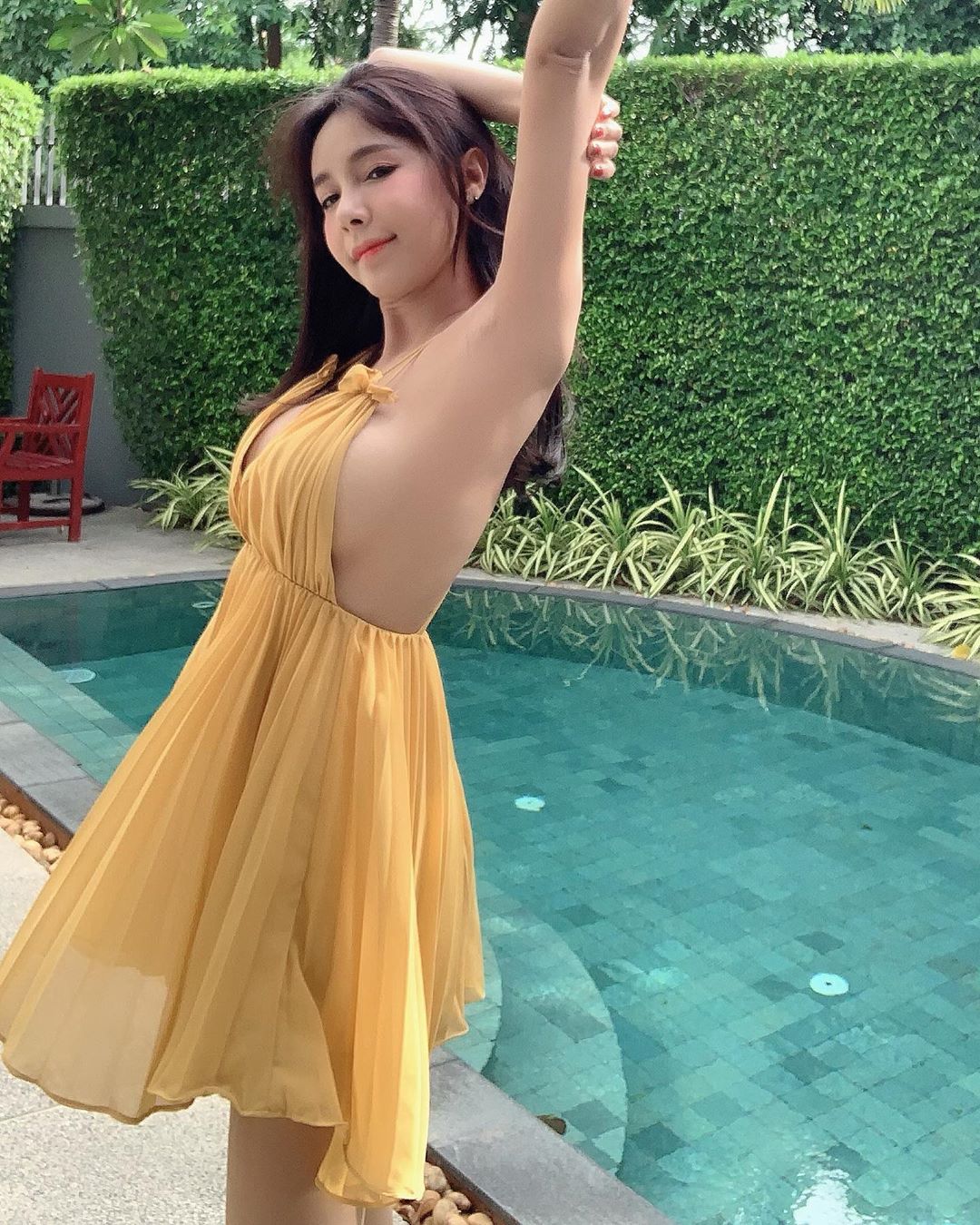 飄出仙氣大姊姊 波濤胸湧最神美-第1章-图片8