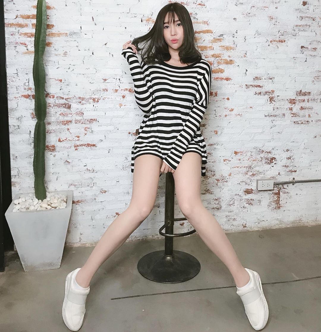 傲人胸型太美麗 白皙美肌騷氣沖天-第1章-图片10