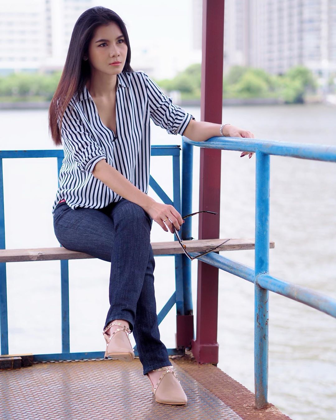 超深乳溝好顯眼 迷人身姿色氣滿滿-第1章-图片15