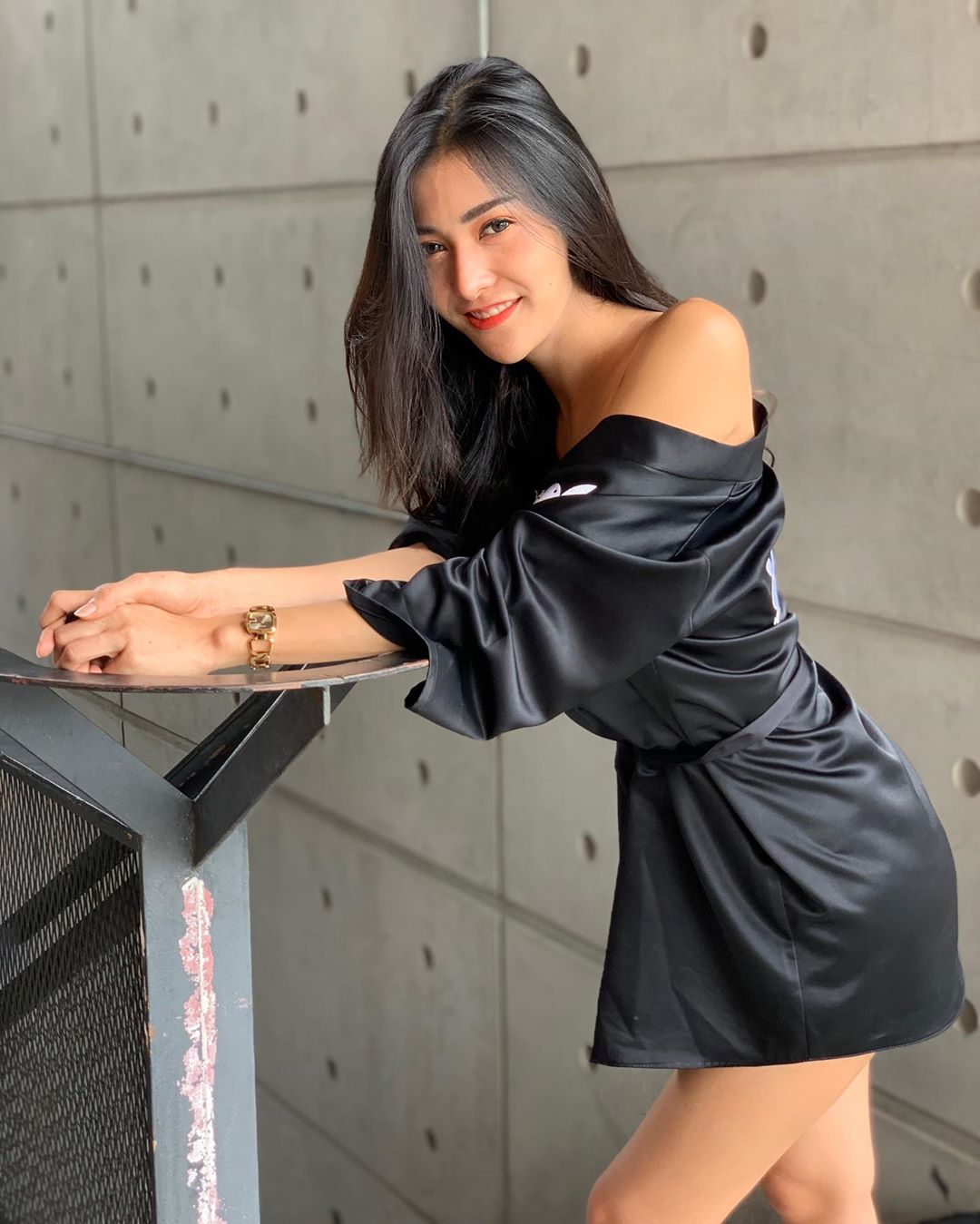 成熟魅力泰國姊 巨胸蠻腰騷氣大露-第1章-图片8