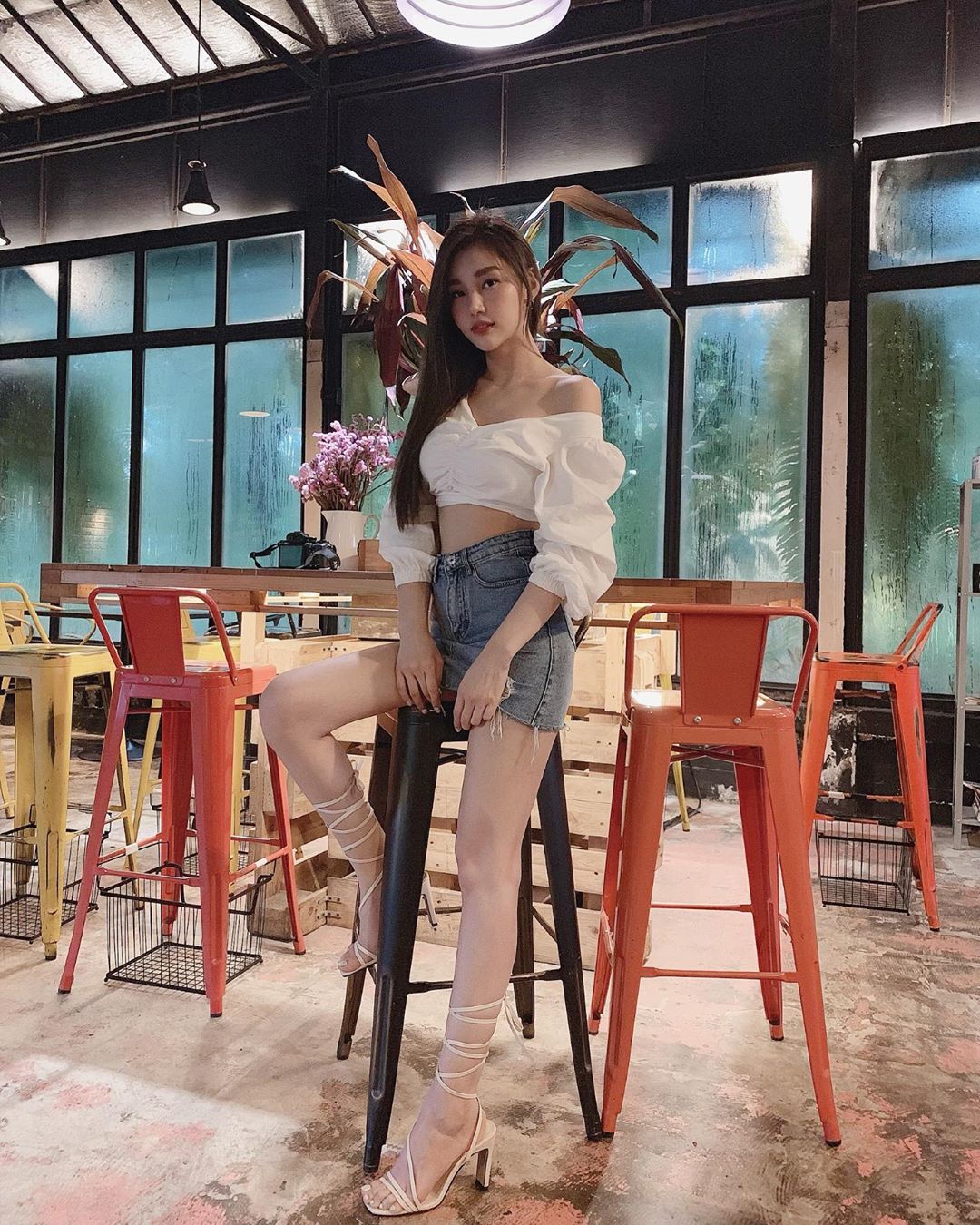 成熟魅力爆發 兩粒超渾圓奶掉出好嫵媚-第1章-图片11