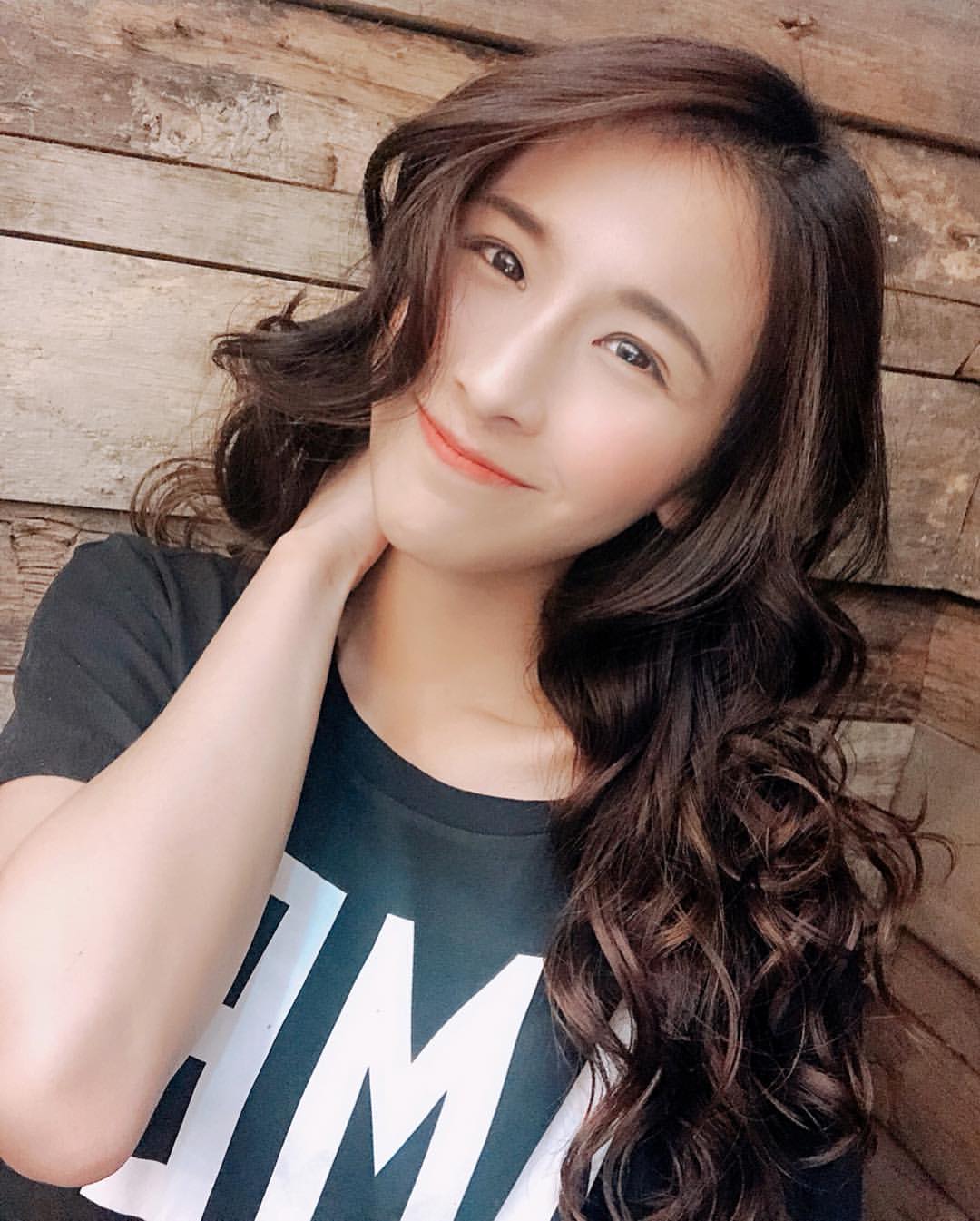 天菜美女吉海莉性感身材想看多少有多少-第1章-图片19