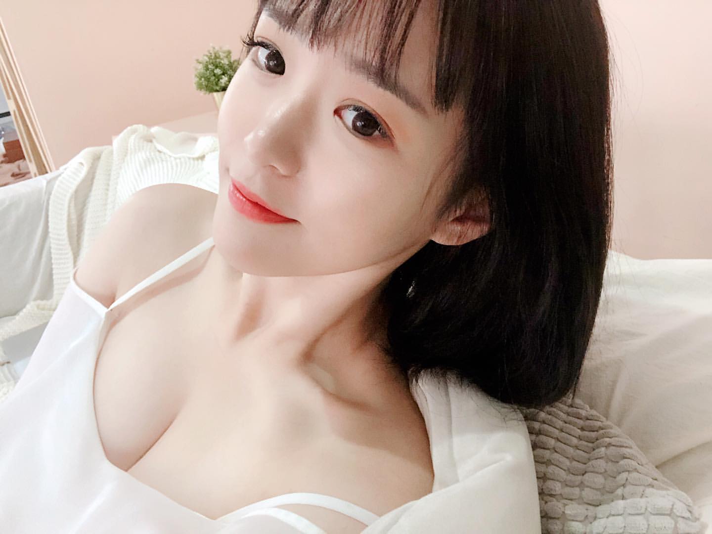 台藝大正妹王緒緒甜美迷濛模樣散發著一股優雅的氣質-第1章-图片6