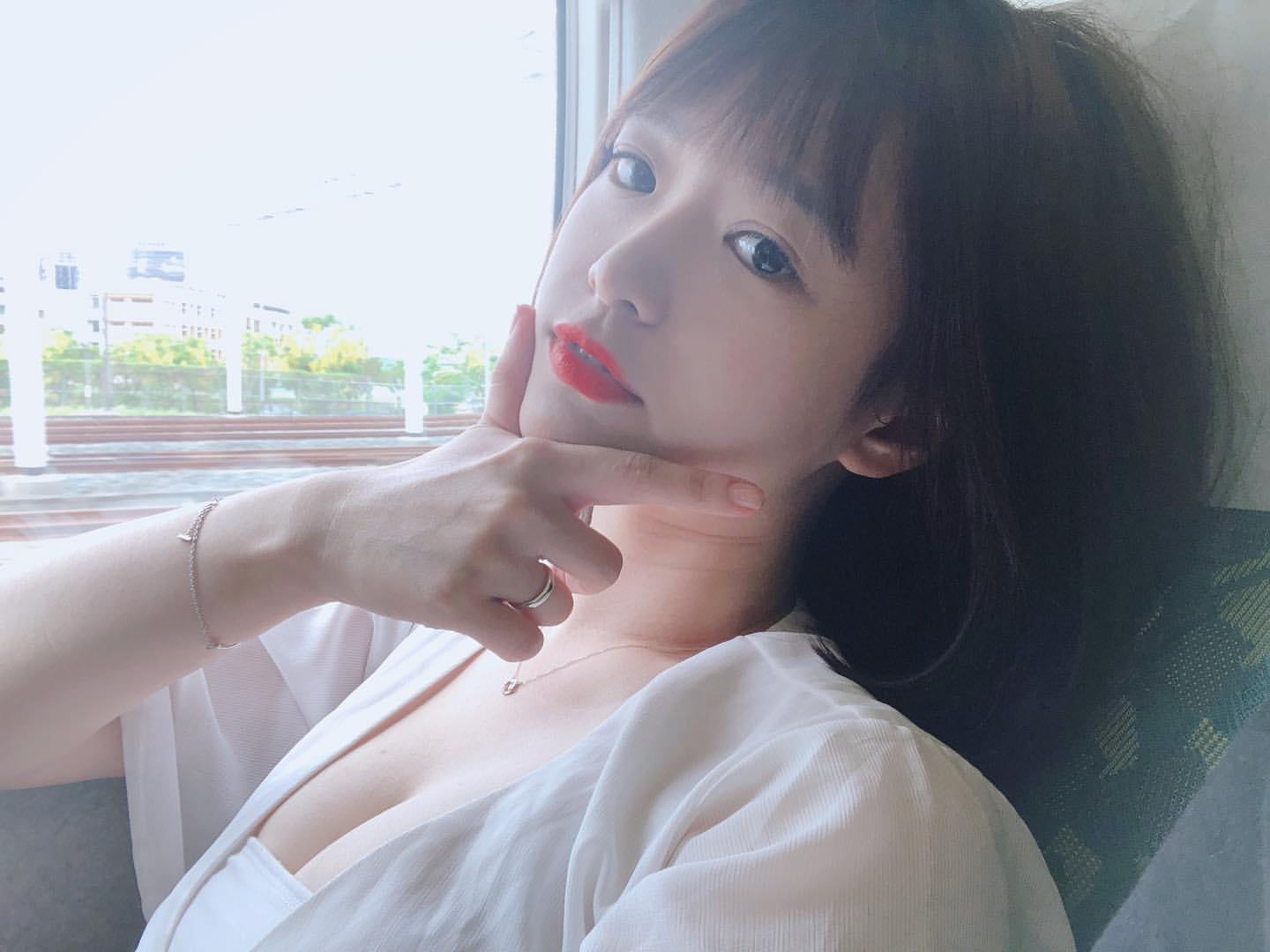 台藝大正妹王緒緒甜美迷濛模樣散發著一股優雅的氣質-第1章-图片7