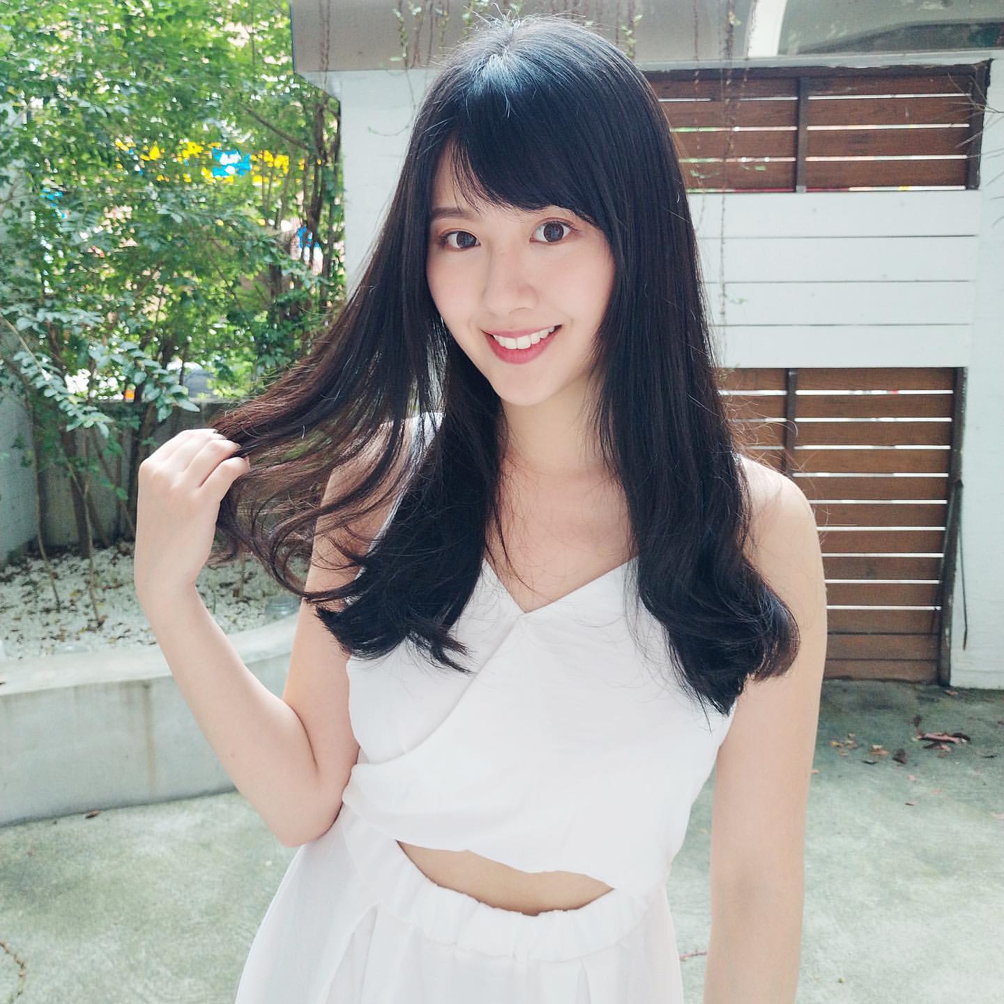 S級校花小燕Melody笑容令人著迷不已-第1章-图片2