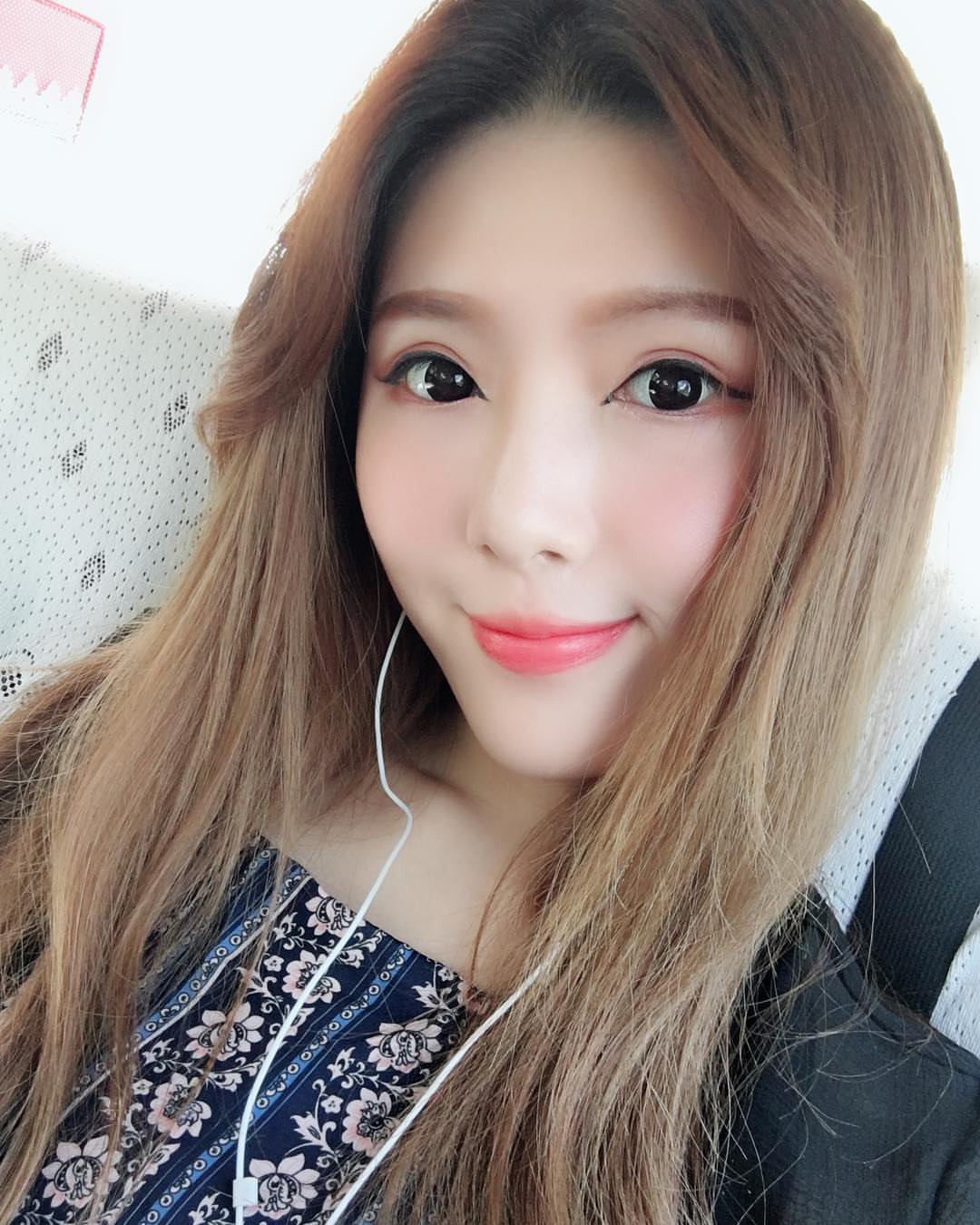 Live broadcast chief ethyline eyes laughing let no one resist small deer crash.-第1章-图片3