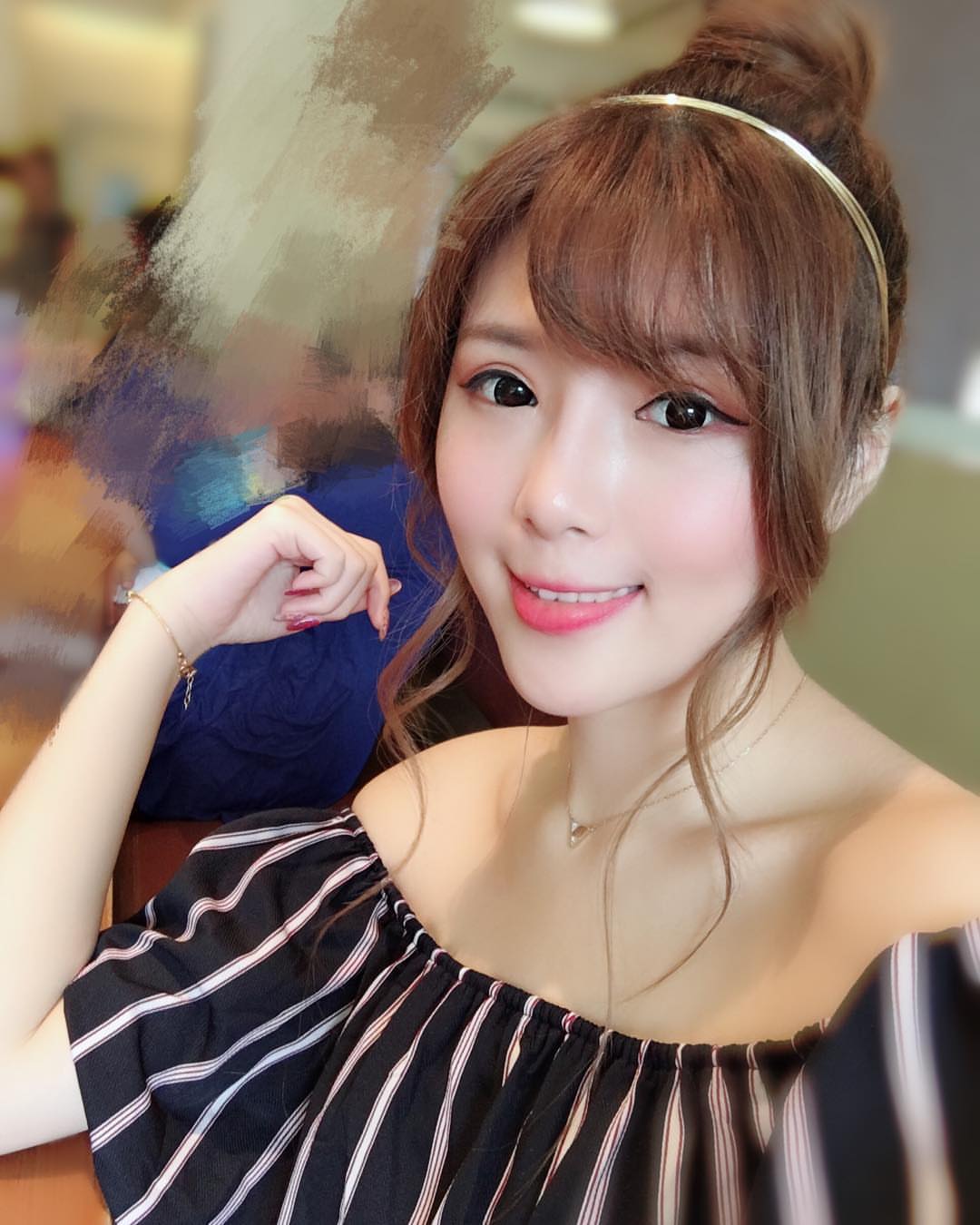 Live broadcast chief ethyline eyes laughing let no one resist small deer crash.-第1章-图片7