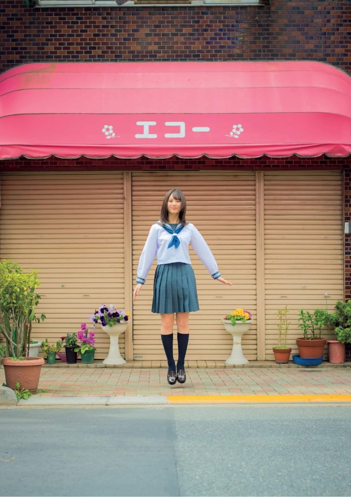 小坂菜緒 FLASHスペシャル グラビアBEST2019年初夏號-第1章-图片4
