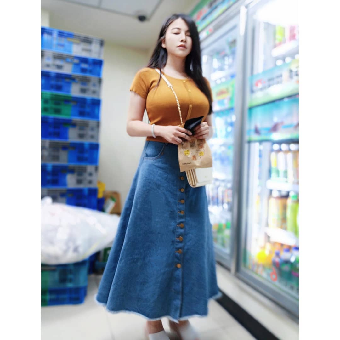 At the end of the day, wearing clothes will make you feel infinite.-第1章-图片14