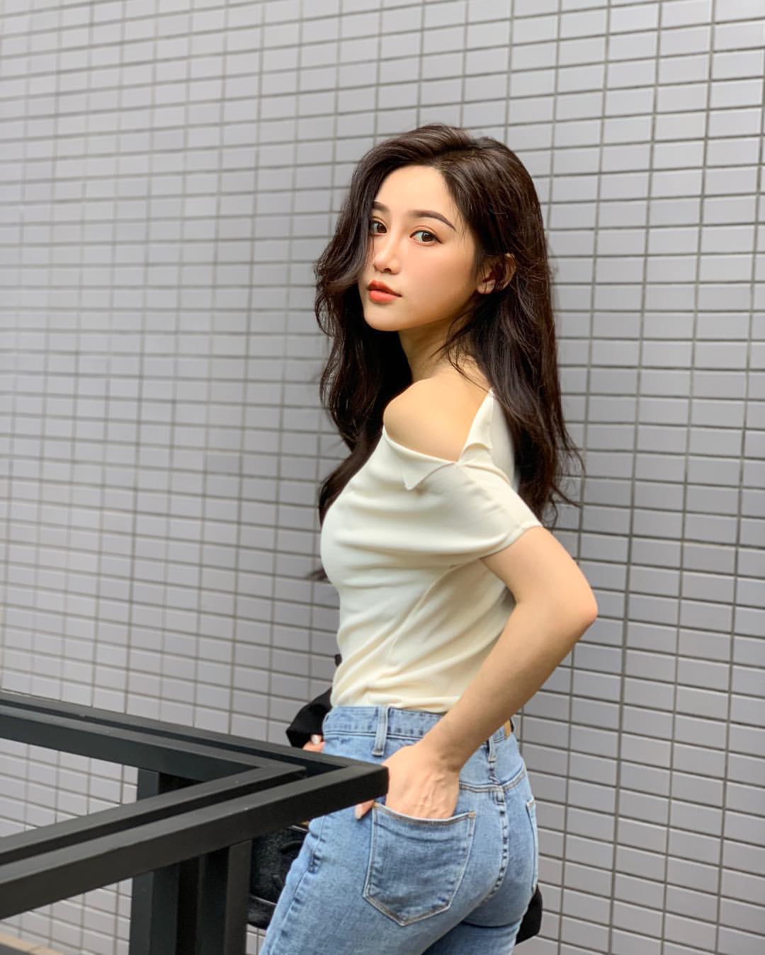 甜美系女神小予媚眼一眨甚麼魂都被勾走了-第1章-图片8