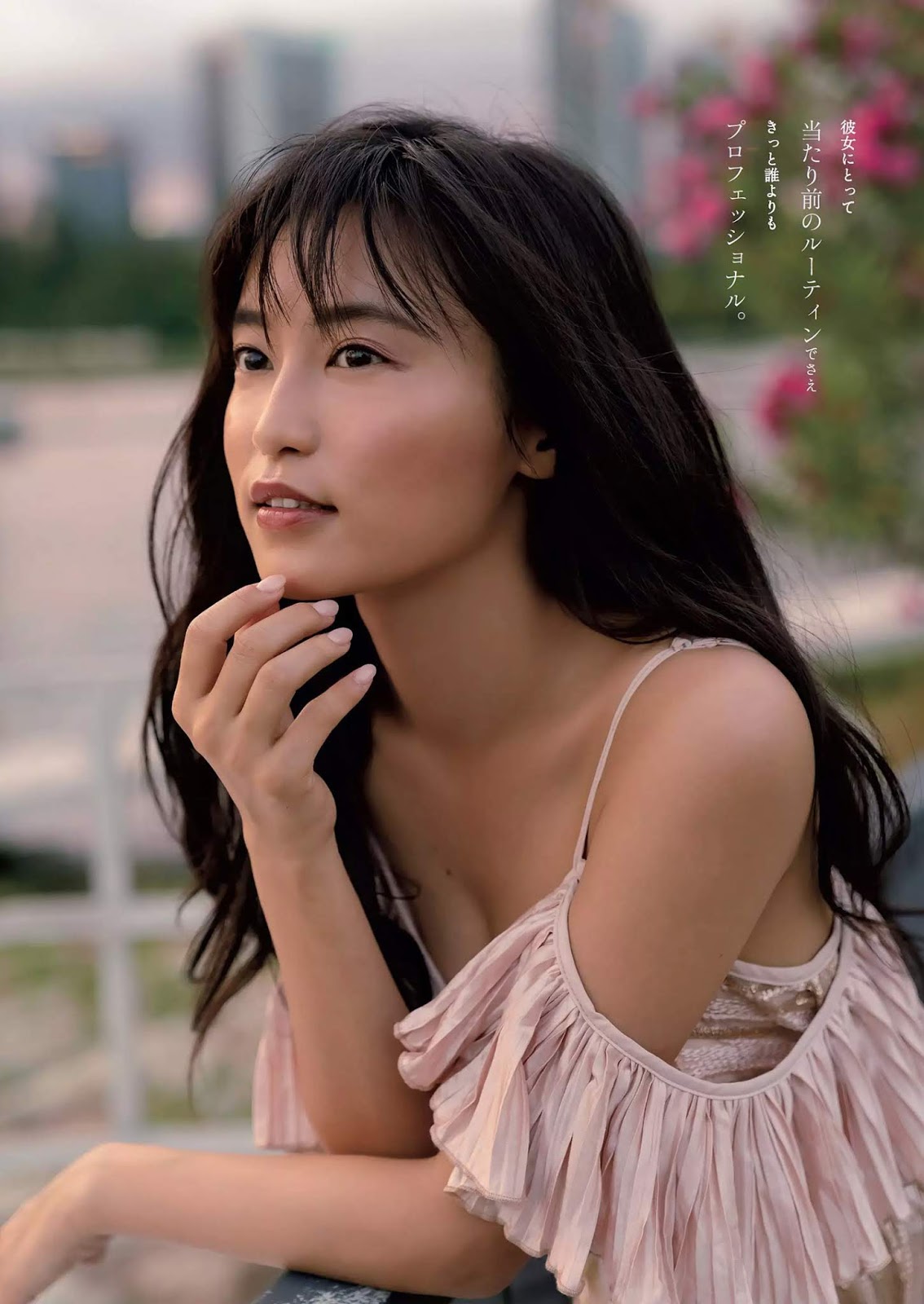 小島瑠璃子 清秀氣質型女星 罕見大露性感身材-第1章-图片3