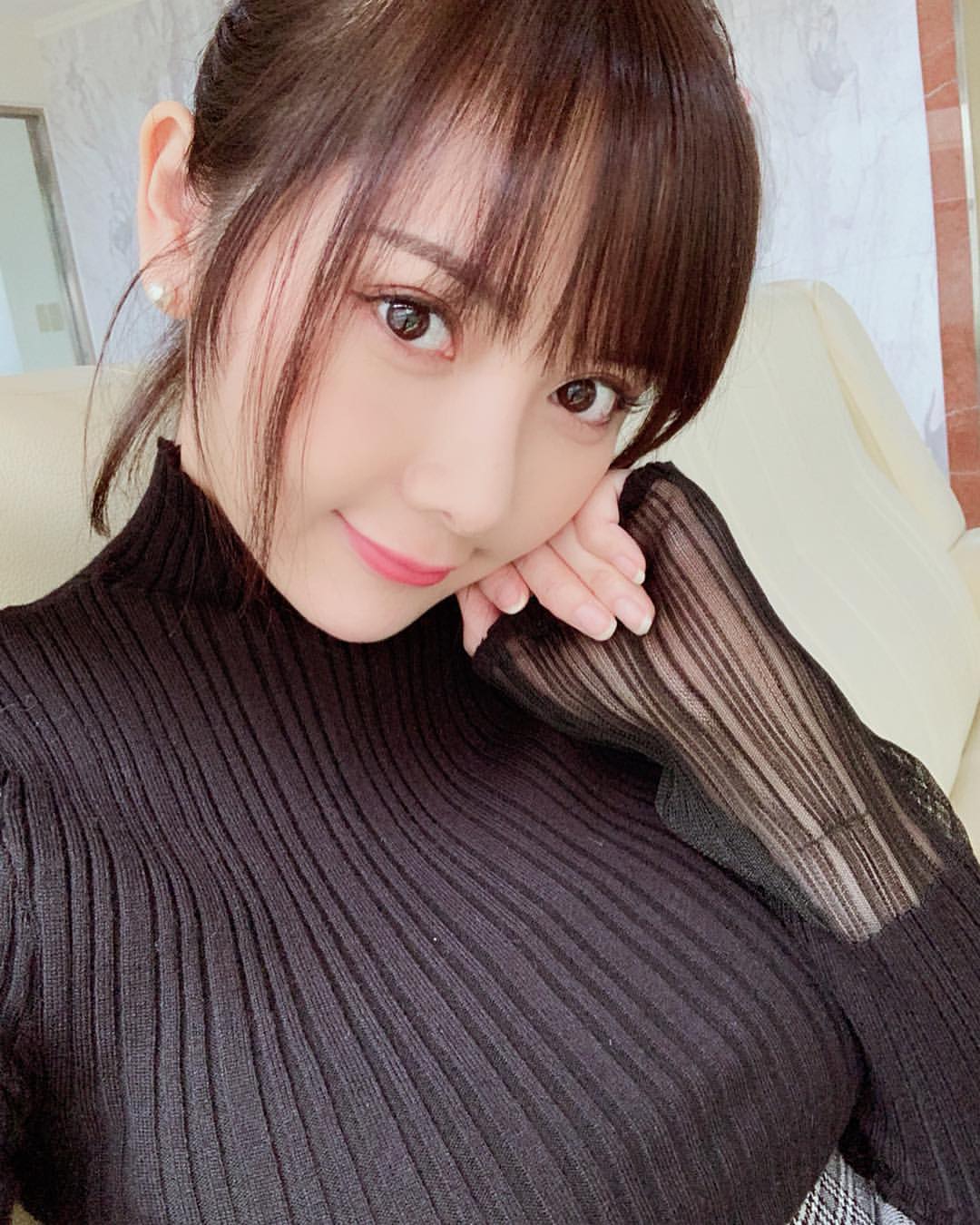 小護士言兒露出完美胸型絕對讓你目不轉睛-第1章-图片1