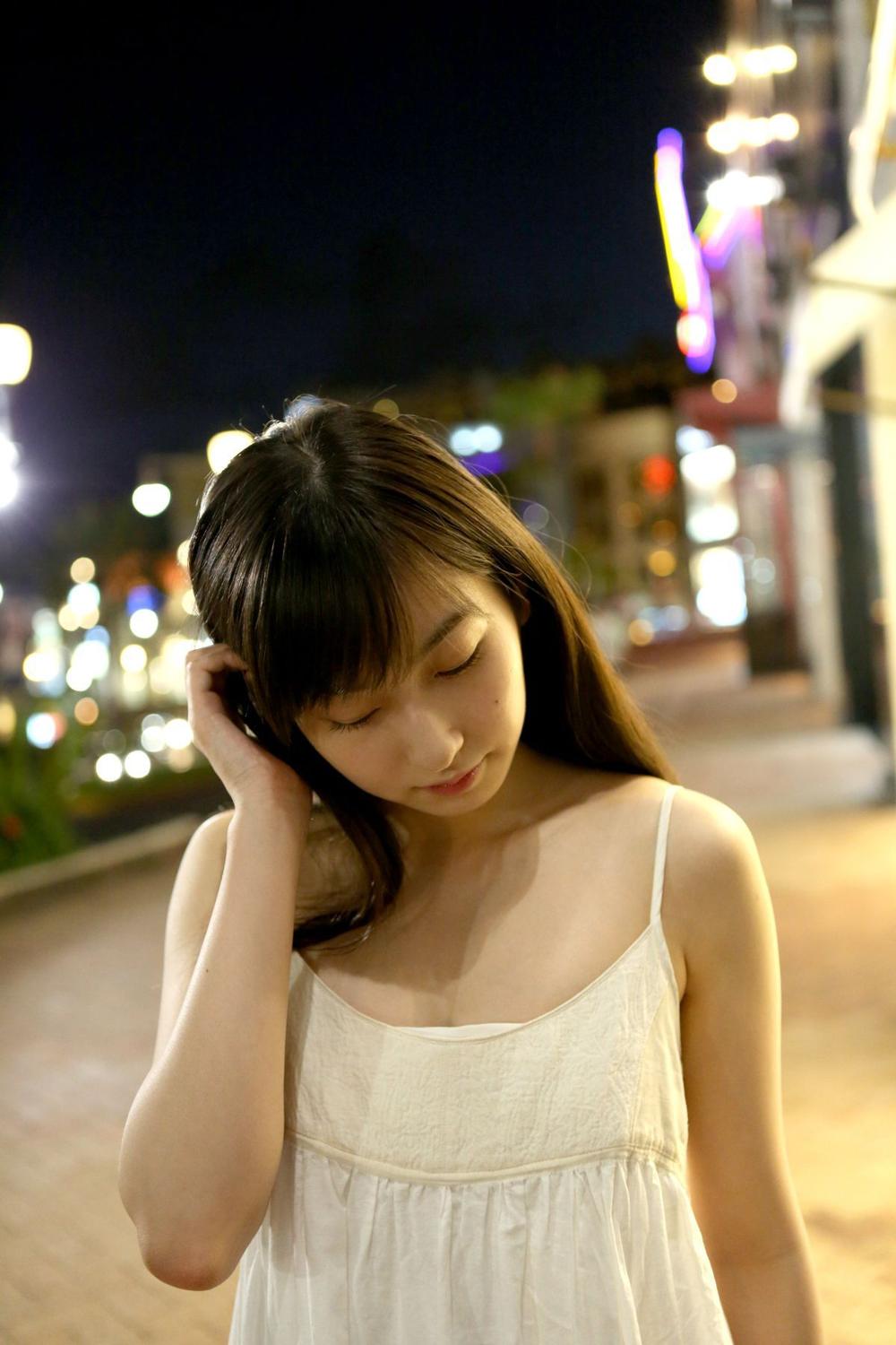 植村あかり 精緻的臉蛋和完美身材 網友:根本是我的菜