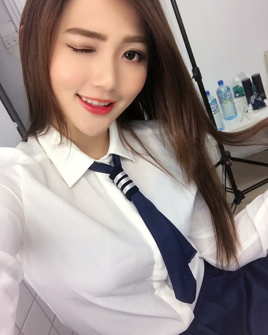 Unable to hide the whitening of Vika.-第1章-图片7