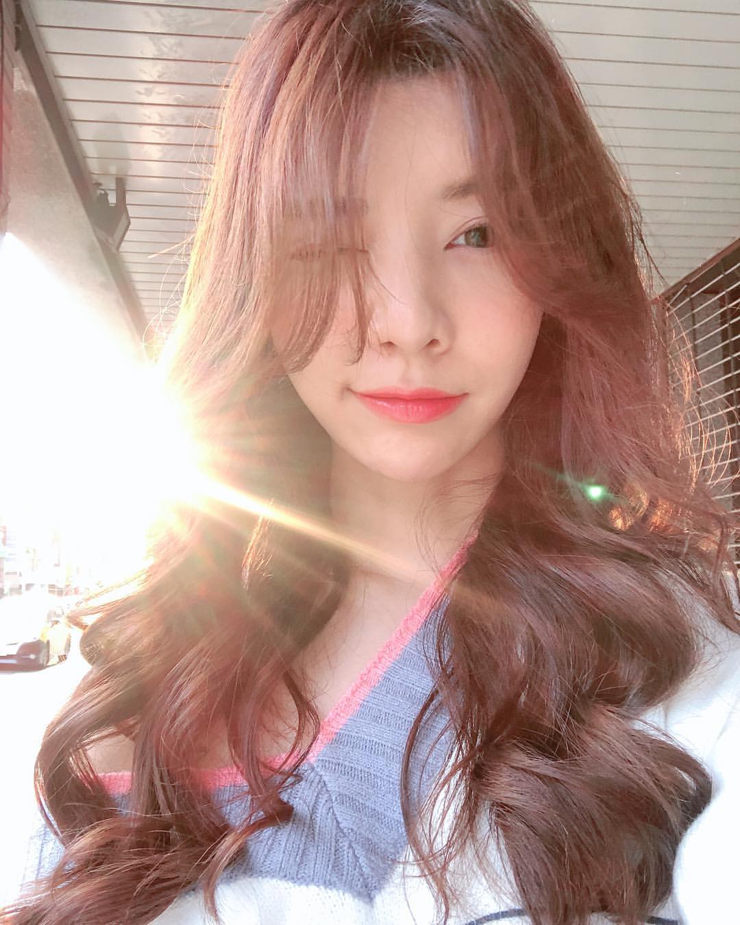 高顏值正妹麋孲大露性感美背絕對讓你目不轉睛-第1章-图片12