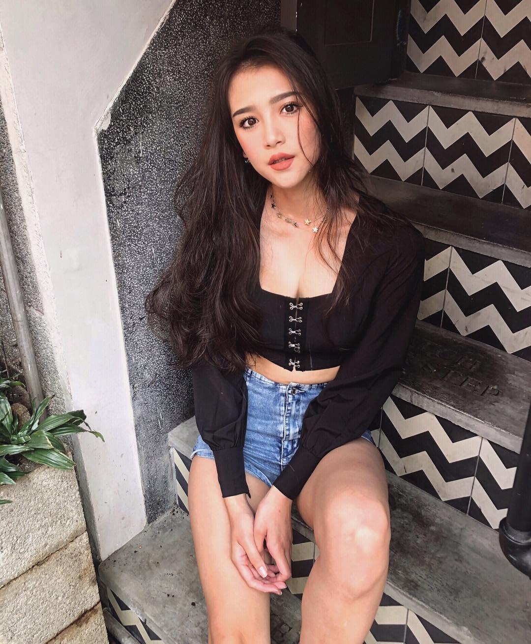 Olala Oshia 如何才能穿得少不如穿得巧-第1章-图片11